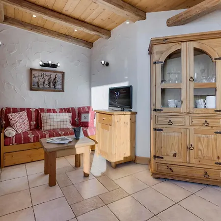 Cosy Avec Balcon, Wi-fi Et Parking A La Rosiere - Fr-1-690-31